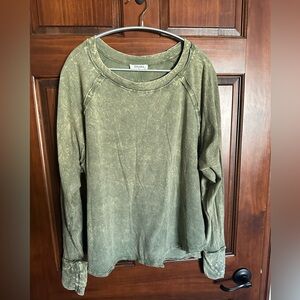 Zenana Outfitters Sage Green Sweatshirt